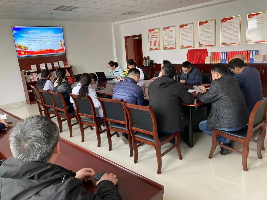 分析测试党员大会上.jpg