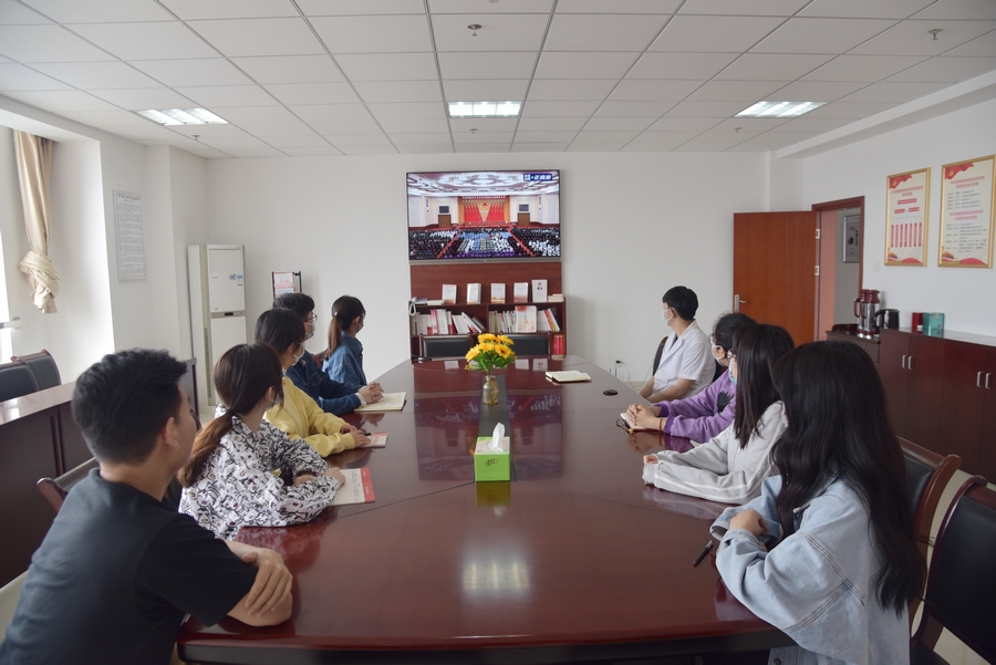 学习现场.jpg