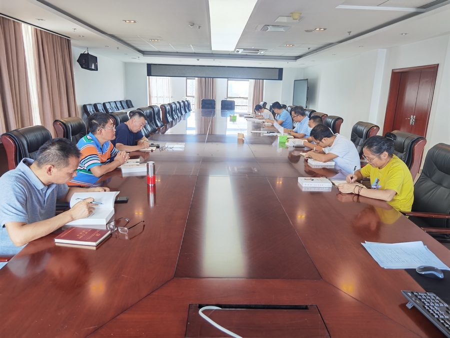 党员大会.jpg