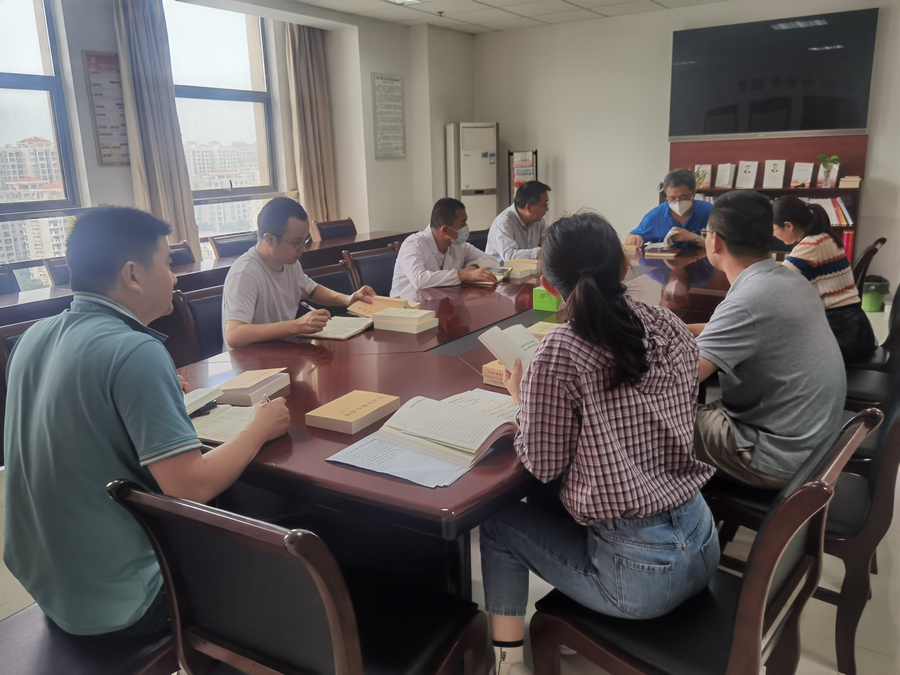 党员大会.jpg