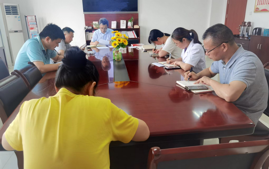 党员大会-s.jpg