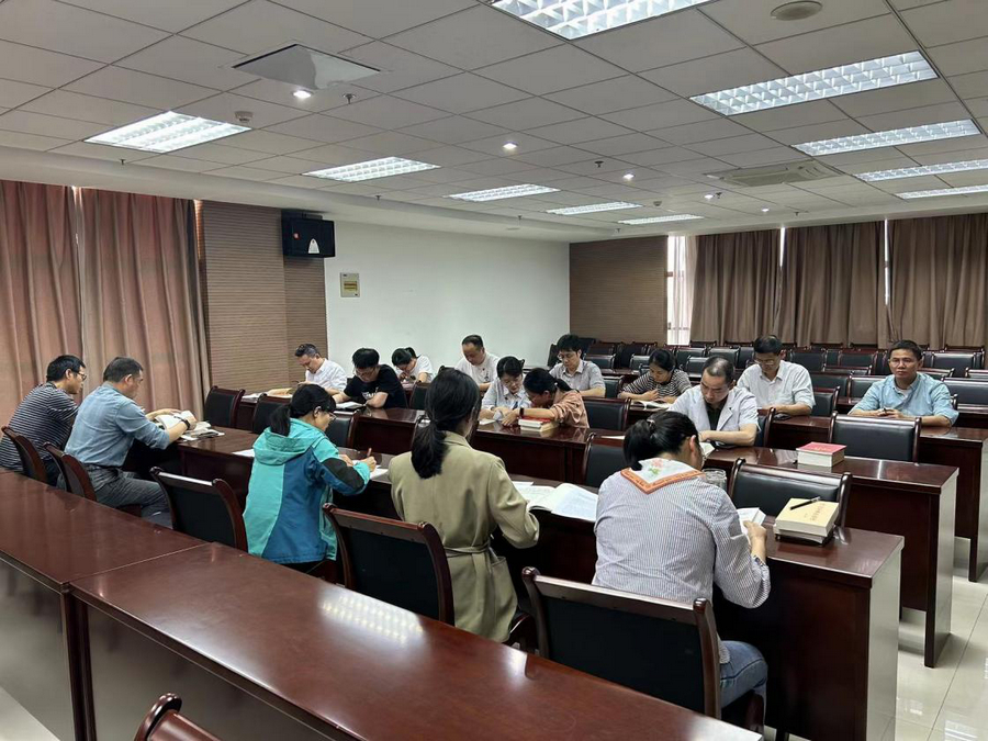 党员大会.jpg