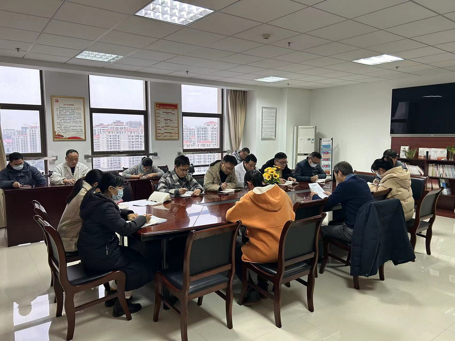 党课报告.jpg