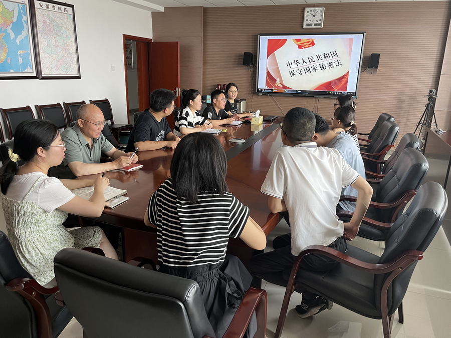 党员大会.jpg