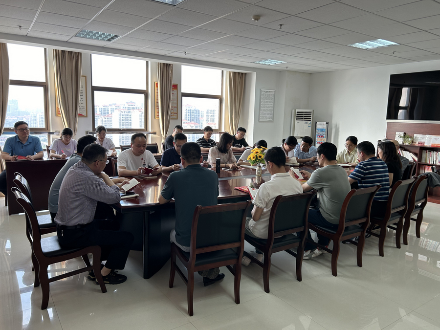 党员大会-s.jpg