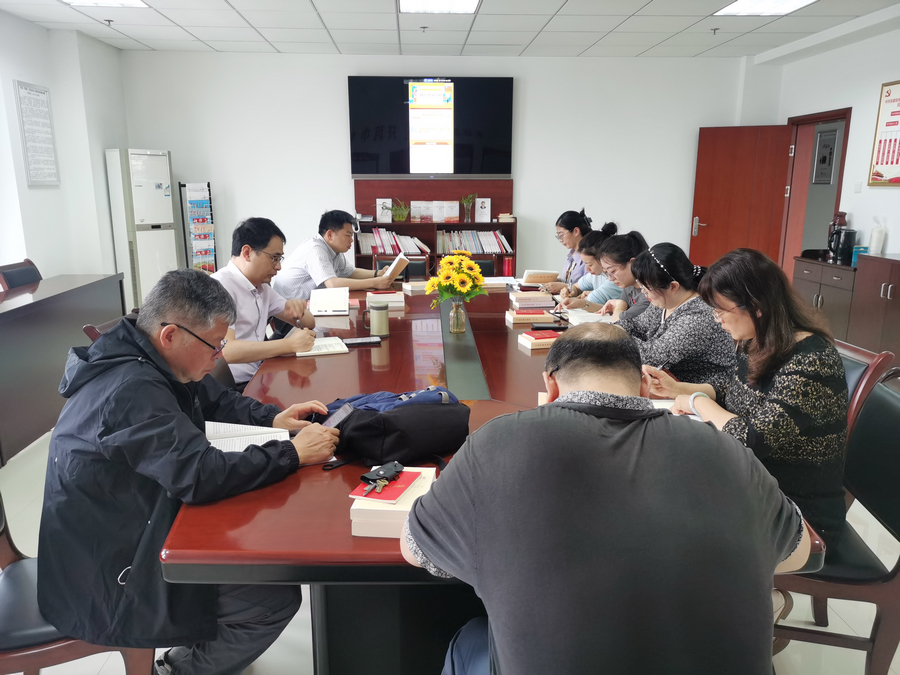 党员大会-s.jpg