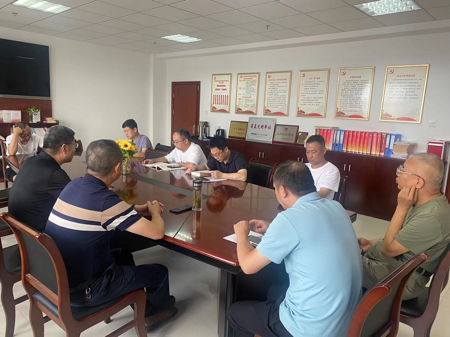 党员大会-s.jpg
