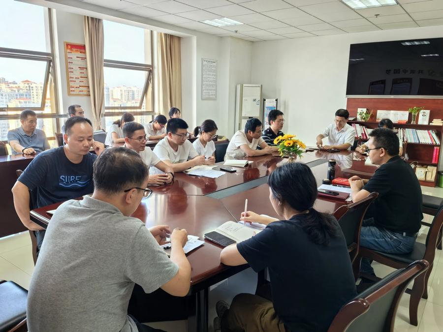 党员大会.jpg